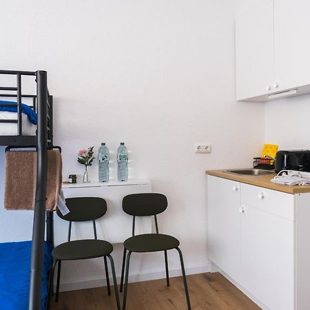 Hostel Maru Living C9 Кьолн Екстериор снимка