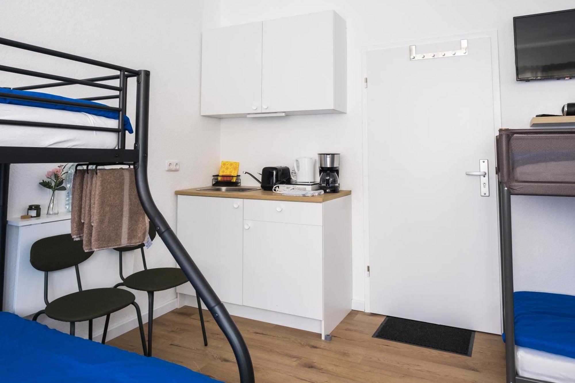 Hostel Maru Living C9 Кьолн Екстериор снимка