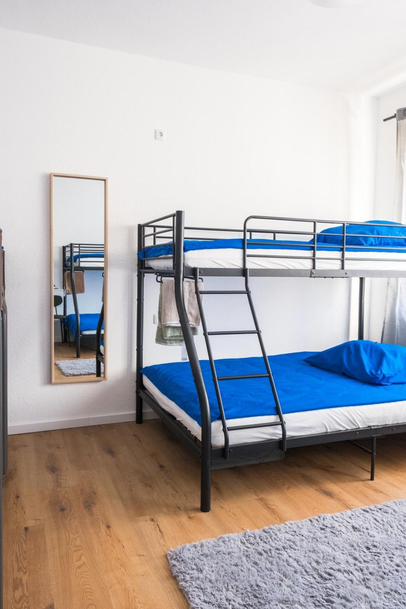 Hostel Maru Living C9 Кьолн Екстериор снимка